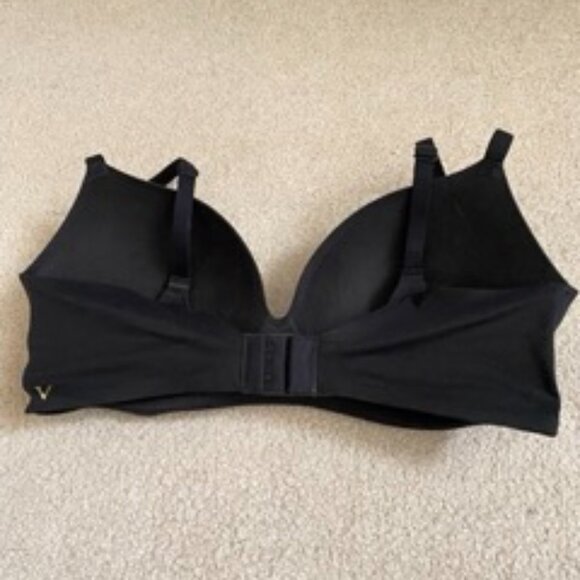 Victoria Secret Bra - Picture 3 of 4